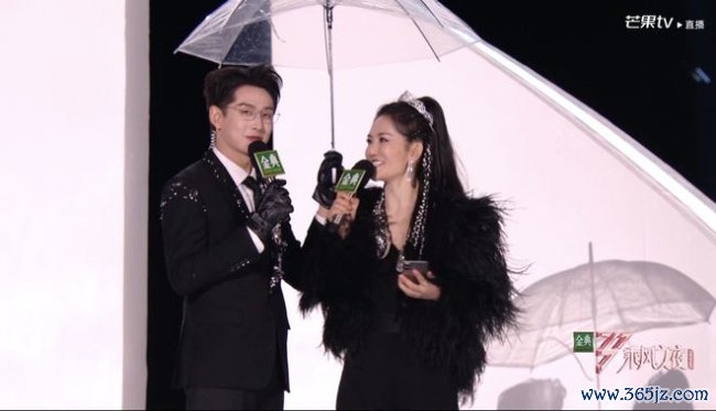 曝浪姐成团夜莫得团秀 现场庞杂争议多